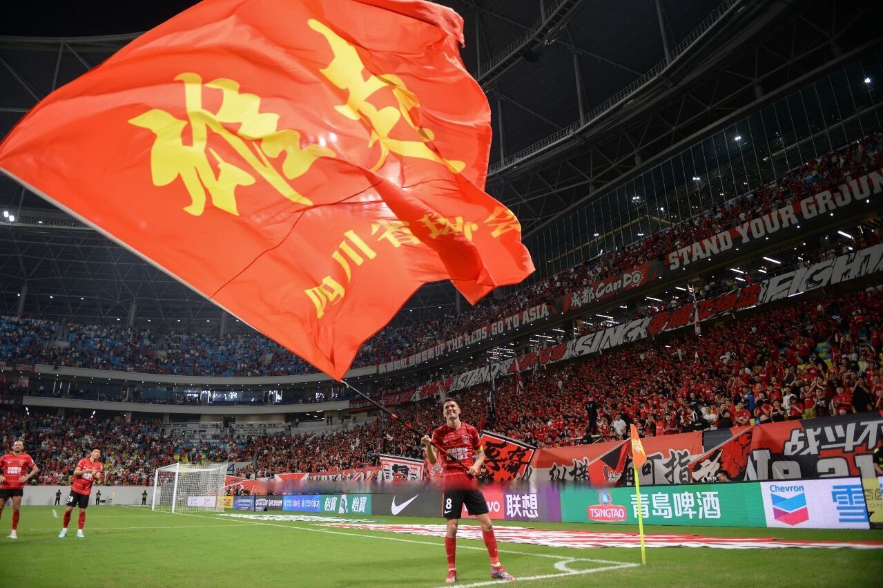 Jiuyou Sports-包含集结日斯图加特豪取连胜——亚冠节点到来，球迷炸锅，更衣室氛围转暖的词条