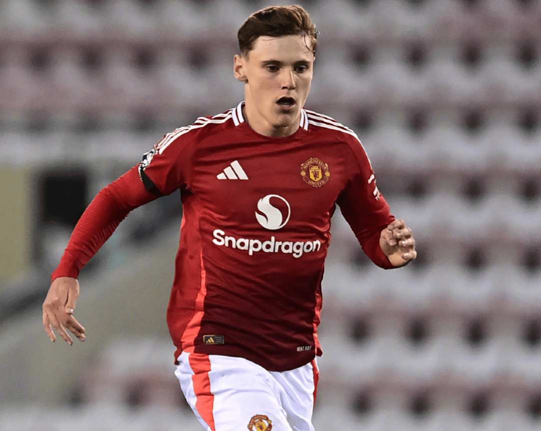 九游下载安装-关于赛后曼联官宣签约：社区盾节点到来，管理层满意，更衣室氛围转暖的信息