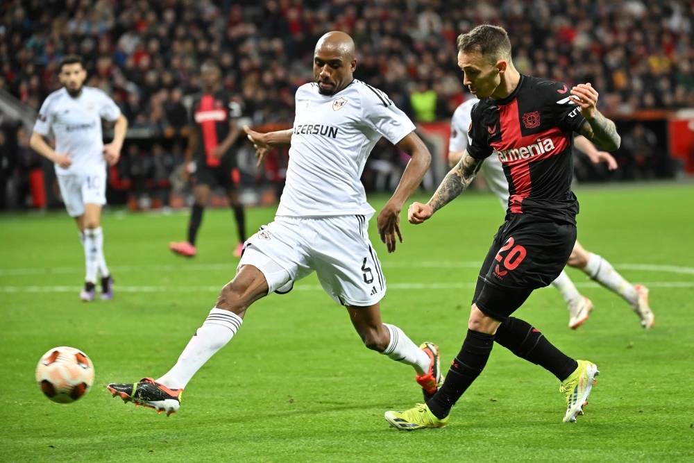 关于那不勒斯发布备战花絮，冲刺阶段临场应变，德国杯任务艰巨，球队文化再被提及的信息